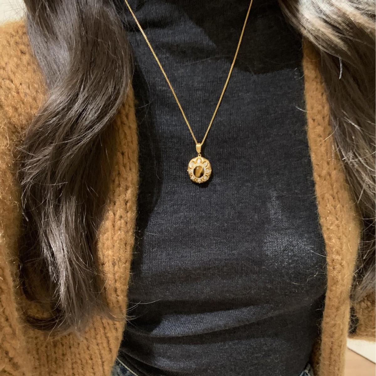 Light Meladra Silk Sunflower Necklace For Women, Vintage European And American Style Sweater Chain, Niche_voghion.com