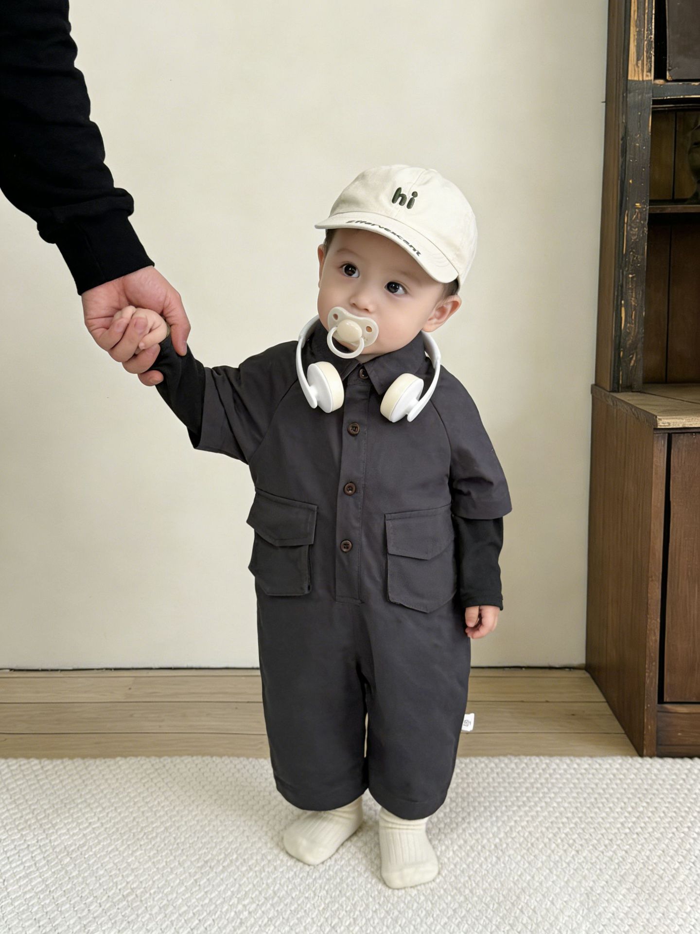 Ropa infantil coreana guapo hombre bebé primavera moda falsa dos piezas unidad de ropa de bebé nuevo viento ropa de escalada