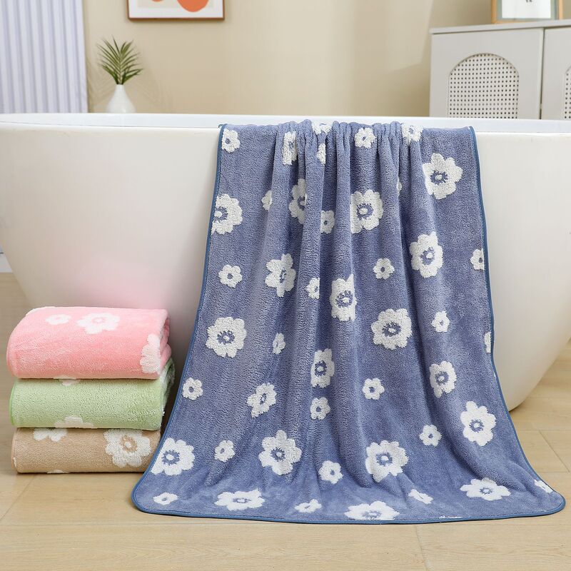 Flower Bath Towel Coral Velvet Bath Towel Household Absorbent Adult Men and Women Soft and Not Easy to Shed Thickened Bath Towel