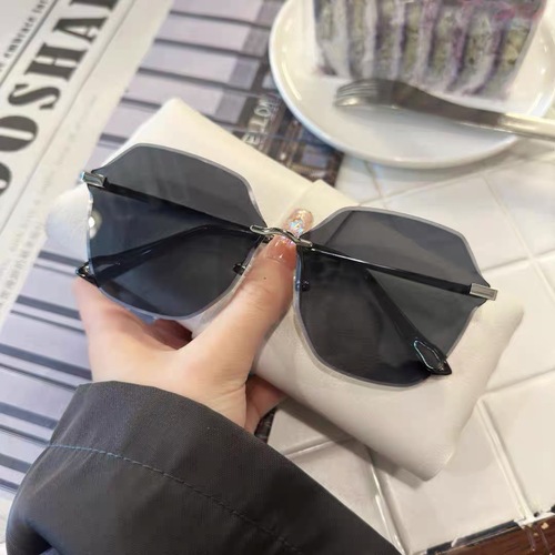 Sunglasses for women, Instagram trendy, no-frame, edge-gradient sunglasses, live stream best-selling, UV-protective sunglasses