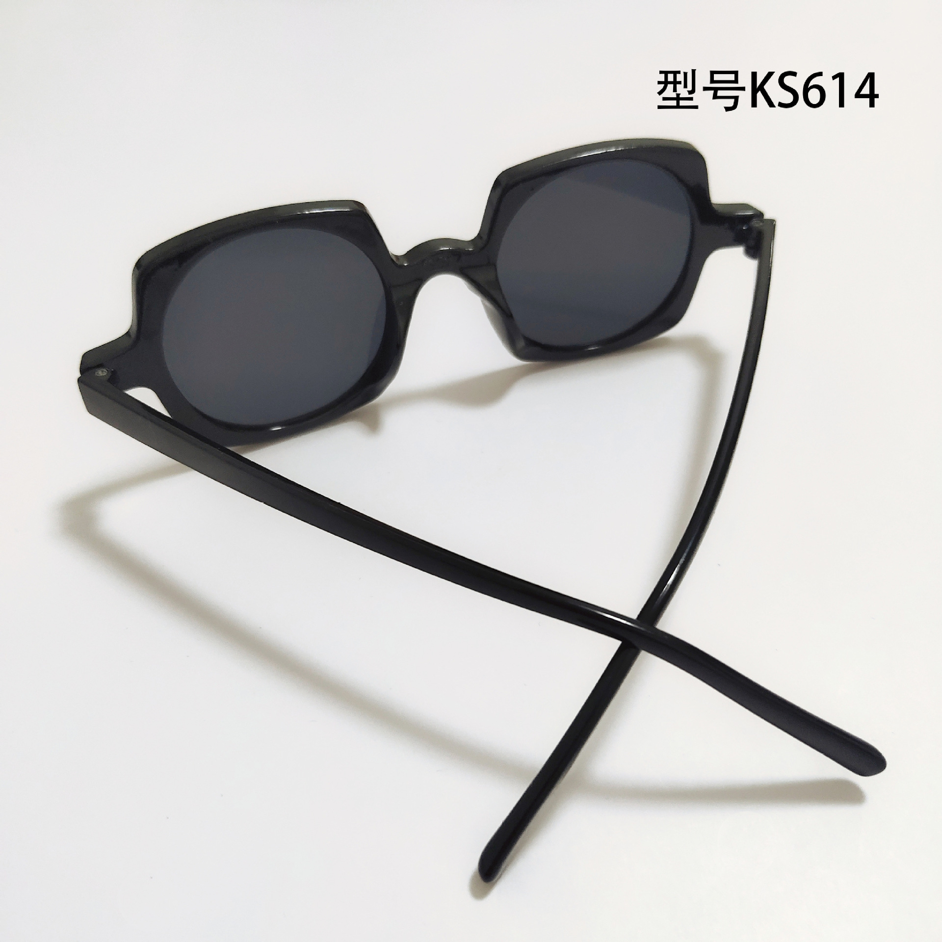 db9541c3f2ba3c2fd05c459ad2e049