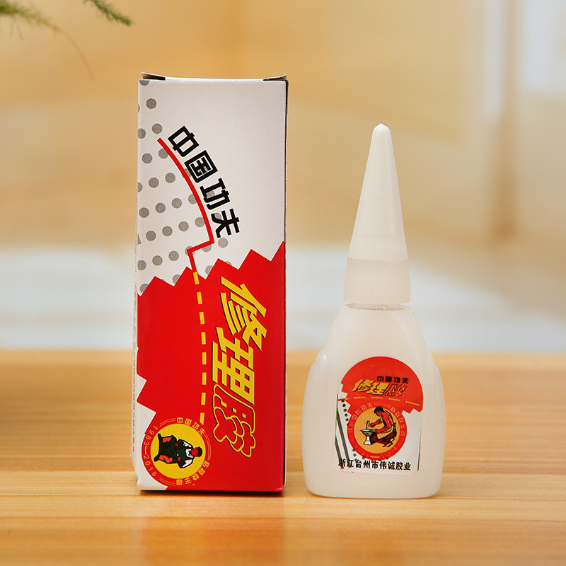 粘鞋用胶补鞋胶沾鞋子树脂软胶修鞋匠502防水胶水批发