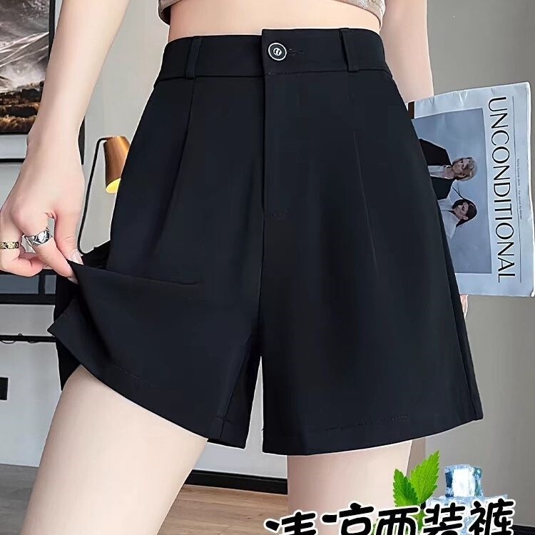 Black Plus-Size Suit Shorts for Outerwear, Stylish and Sweet, Trendy New Chinese-Style Versatile Shorts, Five-Point Shorts for Women Black Plus-Size Suit Shorts for Outerwear, Stylish and Sweet, Trendy New Chinese-Style Versatile Shorts, Five-Point Shorts for Women