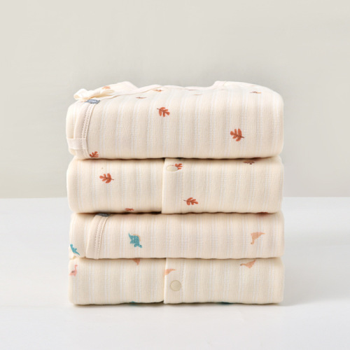 Baby jumpsuit autumn long-sleeved three-layer warm thick romper non-hooded spring and autumn baby clothes baby autumn clothes