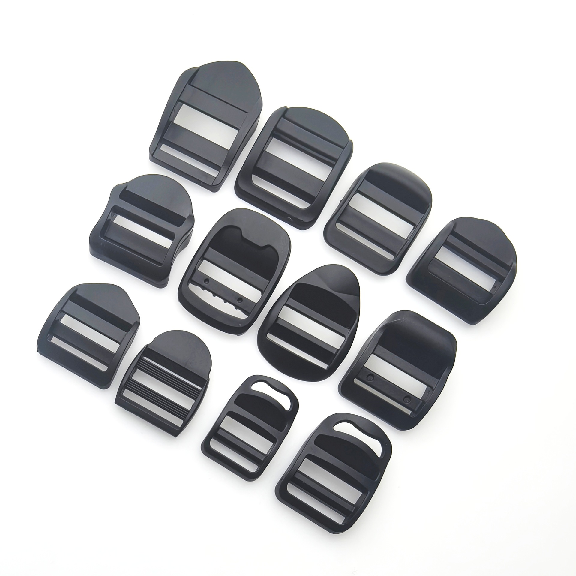 Botón de malla de plástico negro con diseño de media cúpula, bolsas, correas de hombro, accesorios de ajuste resistentes y duraderos, especificaciones completas