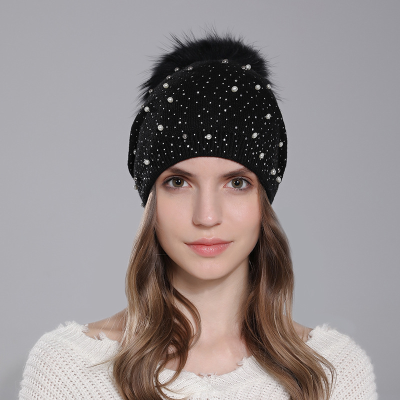 Perle de laine pour femmes pour la chaleur de l'hiver, chapeau tricoté en boule de fourrure de raton laveur, style pull à la mode pour femmes_voghion.com