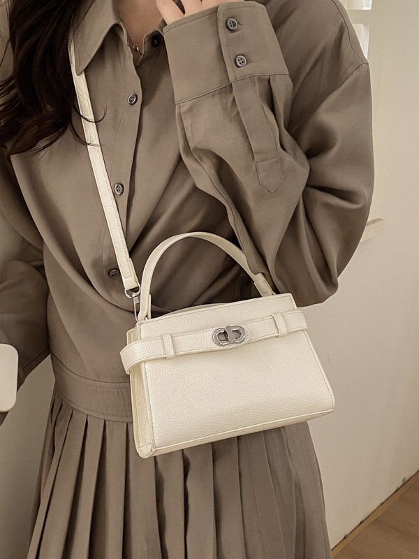 Textura de alta calidad nicho bolso de mano pequeño bolso de mujer nuevo ligeramente lujoso estampado lichi bolso Kylie bolso de mochila de estilo exterior