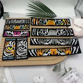 刺绣魔术贴章个性徽章DIY缝纫英文补丁布贴户外包衣服配饰粘扣