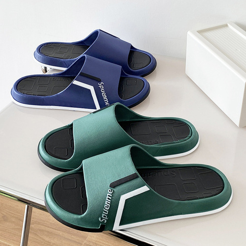 Hottest Selling Thick Sole Men's Outdoor Summer Home Bathroom Non-Slip Couple Slippers for Men Summer Outdoor Wear Trendy