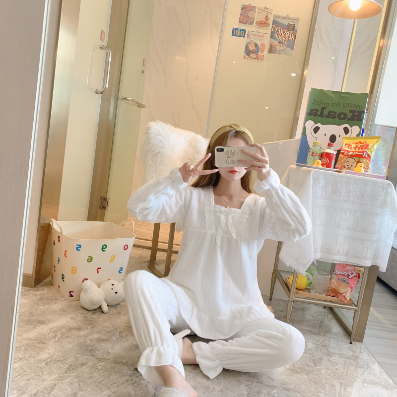 Low price running quantity cheap pajamas women's autumn and winter thin solid color coral fleece simple pajamas home clothes export Low price running quantity cheap pajamas women's autumn and winter thin solid color coral fleece simple pajamas home clothes export