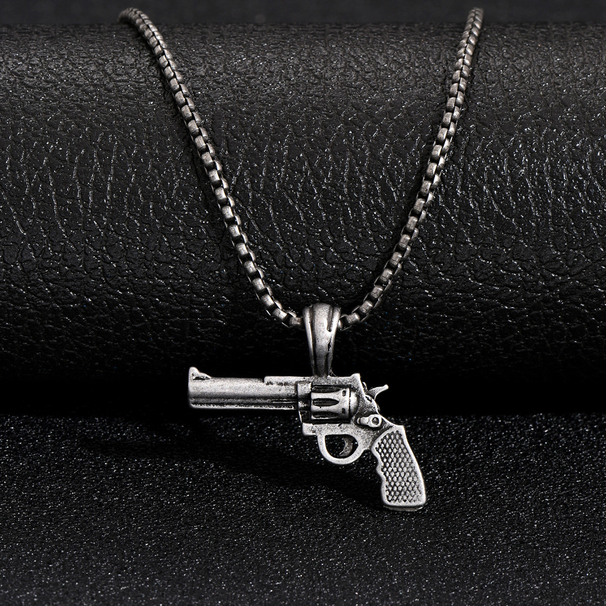 Ak47 Gun Pendant Necklace Fashion Jewelry For Men And Women_voghion.com