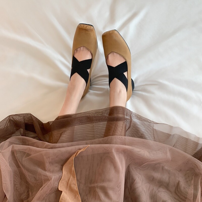 Leather Ballet Shoes Pig Nose Square Toe Color Retro Cross Strap Thick Heel Shoes Mary Jane High Heels