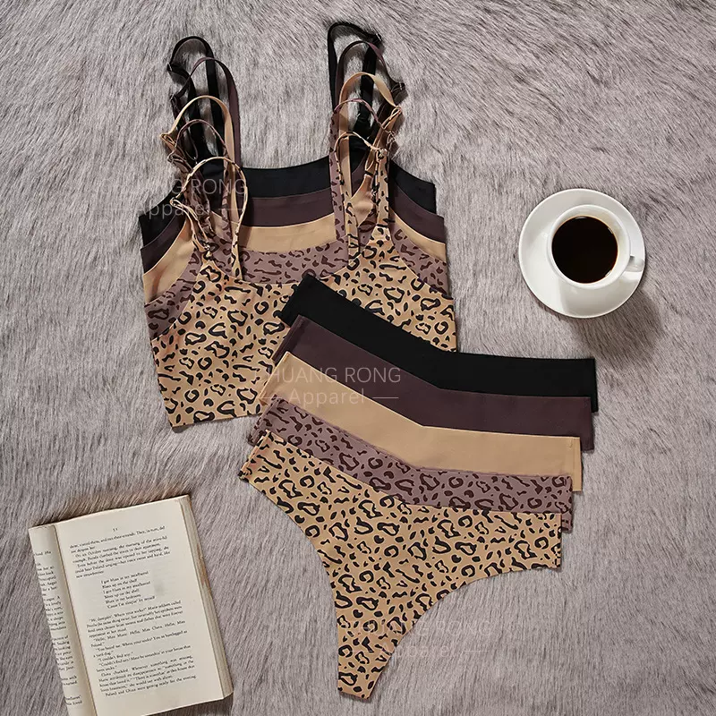 大码性感文胸套装女冰丝无痕无钢圈小胸聚拢豹纹印花女士内衣套装