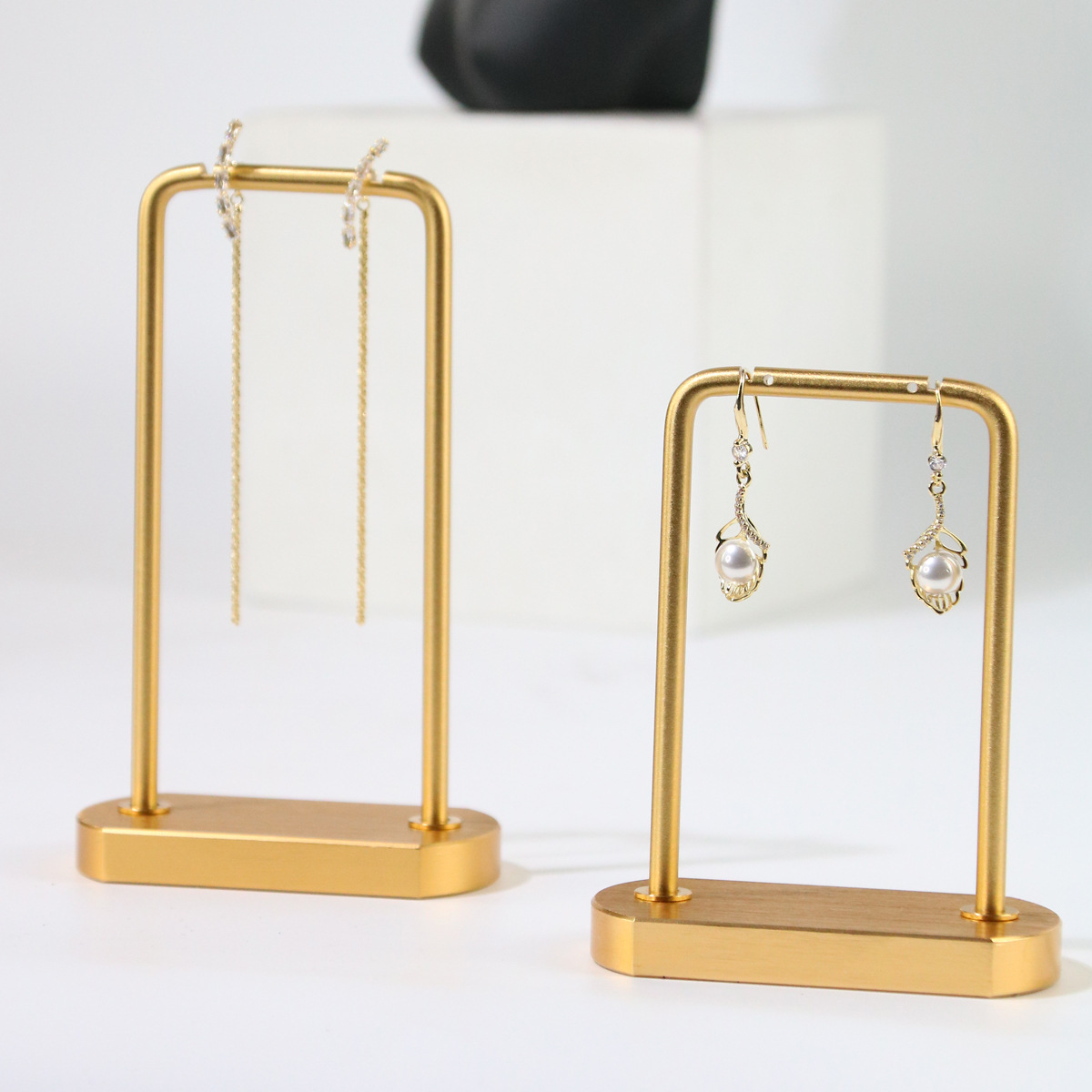 Factory Direct Sale Creative Earring Rack Jewelry Stand Earring Holder Livestream Prop Street Stall Shooting Prop Metal Display Rack