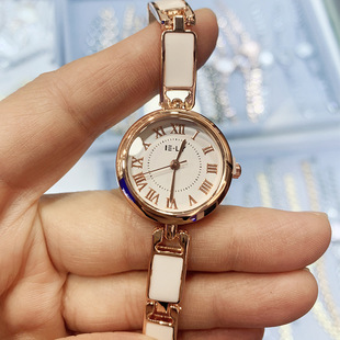 ELY�_�R�֕r����朱�õ�����|Ůʿ�ֱ��羳���؛Դֱ�����N��