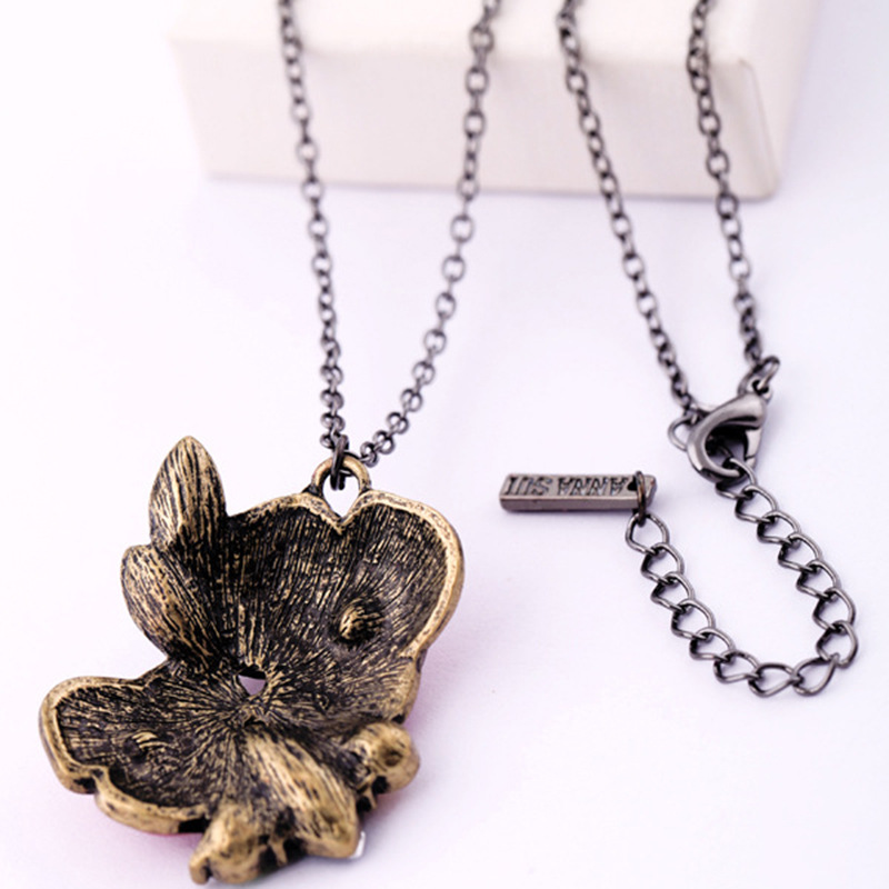 Fashion Ethnic Flower Necklace Autumn And Winter Collocation Temperament Sweater Chain Design Sense Flower Necklace Trend display picture 4