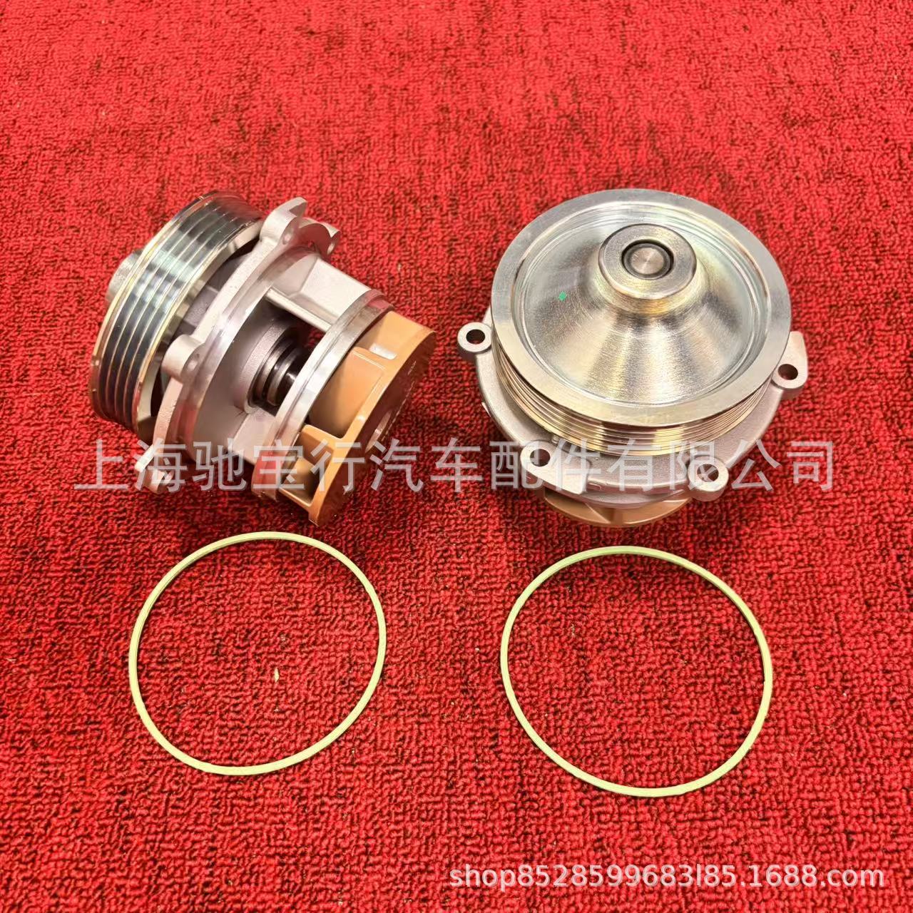 Suitable for Maserati Quattroporte GT Ferrari California engine water pump 000223400 922775