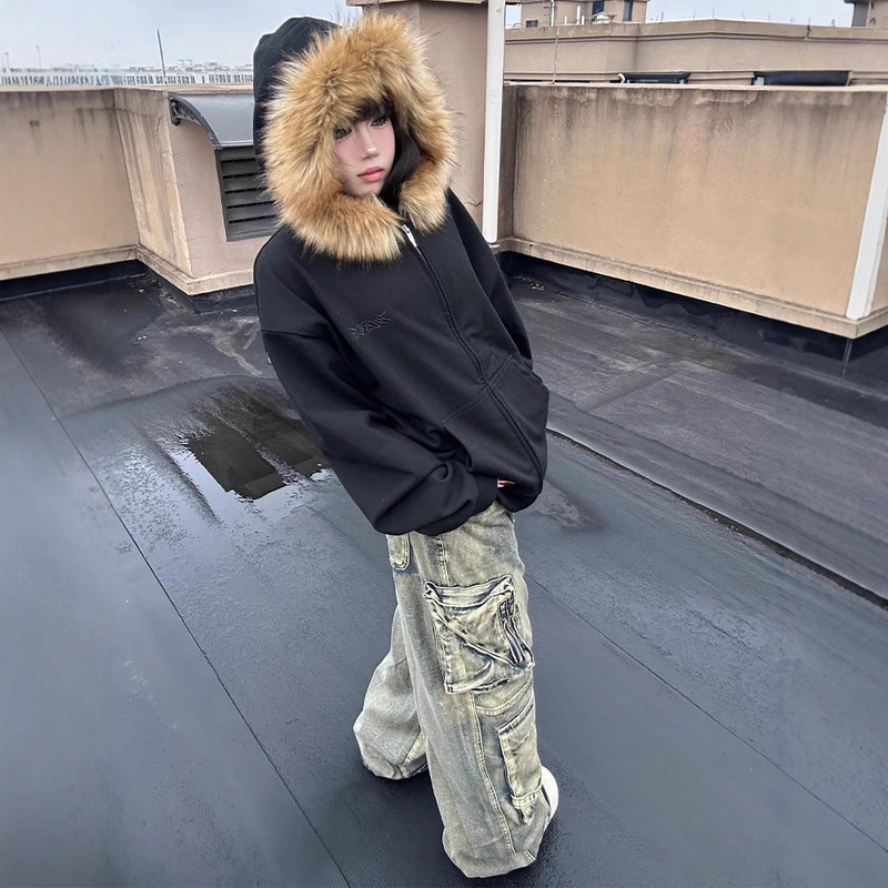 American Style Retro Fur Collar Couple Hooded Zipper Cardigan Sweater Autumn and Winter Men's Fashionable High-end Fashion Casual Jacket American Style Retro Fur Collar Couple Hooded Zipper Cardigan Sweater Autumn and Winter Men's Fashionable High-end Fashion Casual Jacket
