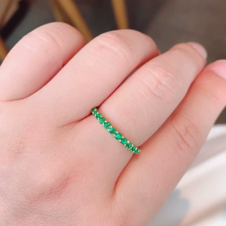 福 贝 钻 珠 宝【 18K金镶 潘杰希尔 祖母绿 排戒 】石 重 0.46ct
