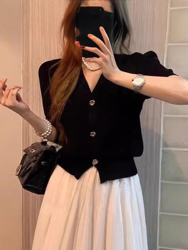 Summer New Ice Silk French Black Chanel Style Knitted Short Sleeve Open Cardigan Women's Top Slimming Waist V Neck T-Shirt Trendy