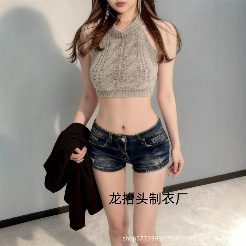 Sleeveless Knitted Halter Neck Slim Fit Camisole for Women, New Summer Style, Tight-Fitting, Off-The-Shoulder, Short Crop Top, Versatile Top