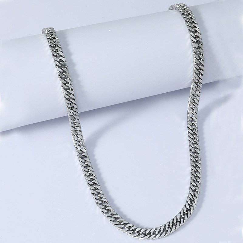 Cadena cubana collar de hip hop de acero de titanio no se desvanece alta calle gruesa cadena joyería transfronteriza accesorios nueva entrega de una sola pieza