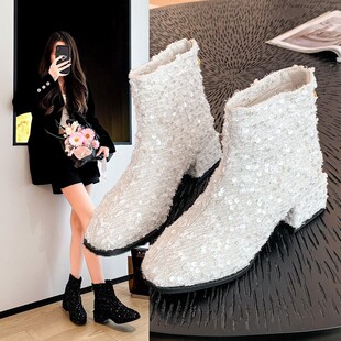 �nʽС���L��Ƭ��ѥŮ�ָ�2026�¿��ﶬ�����|�������ݕr�bѥŮЬ