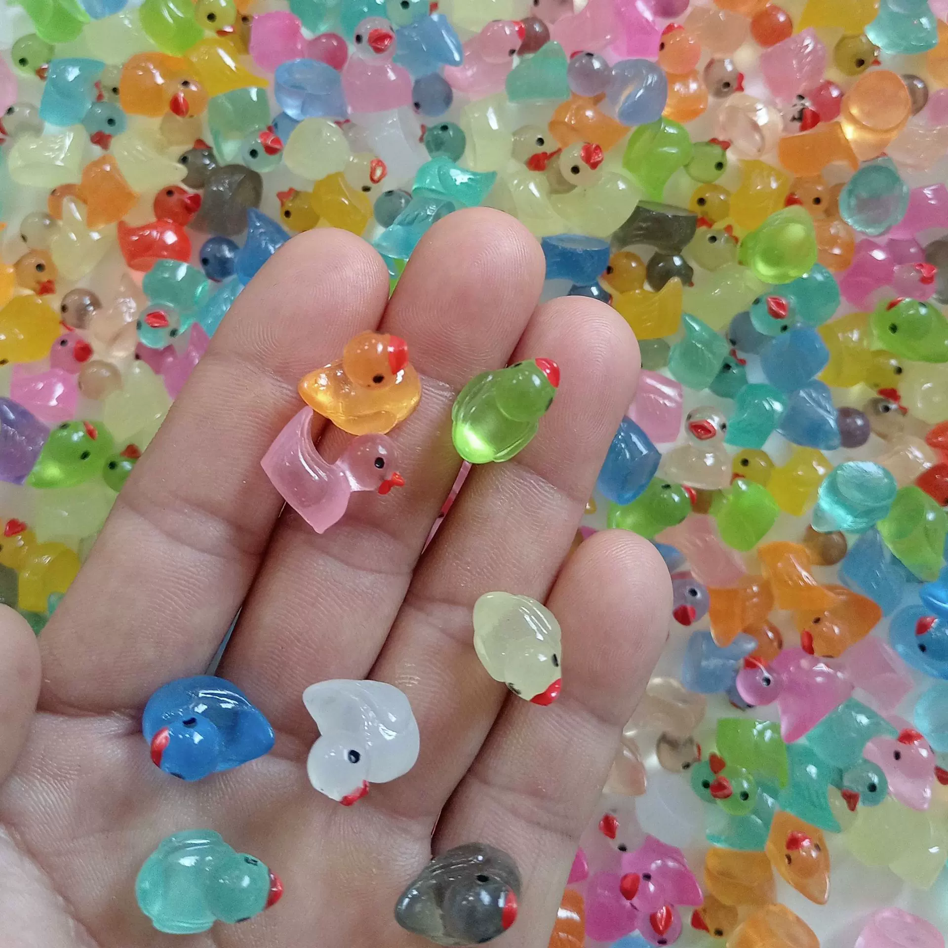 夜光小鸭子玩具解压小物件桌面创意小摆件迷你仿真动物模型小礼品