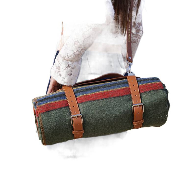 户外羊毛毯露营野营毯子地垫盖毯披毯批发便捷羊毛毯