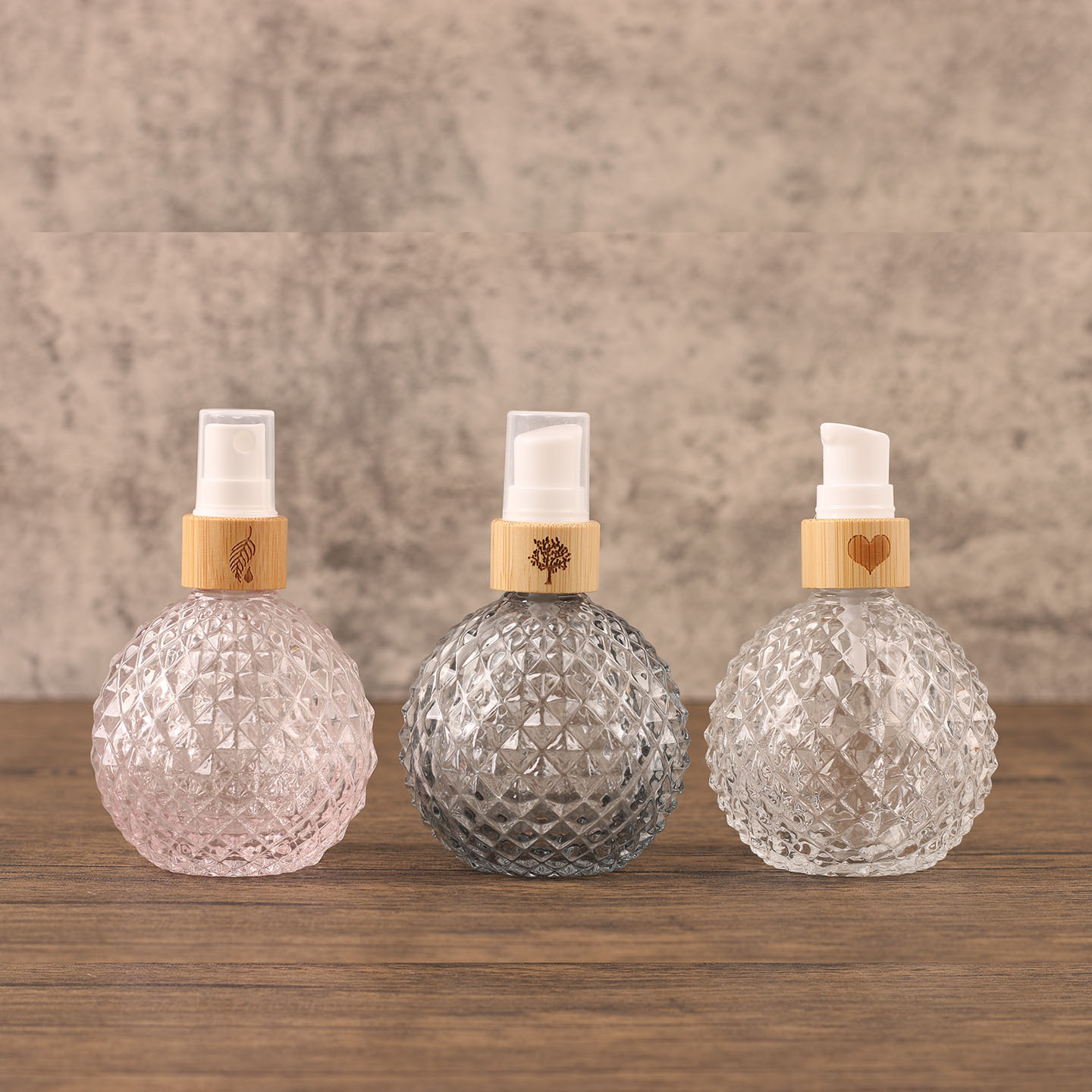 大容量分装玻璃瓶喷雾瓶乳液瓶100ml竹盖圆形分装空瓶可雕刻logo