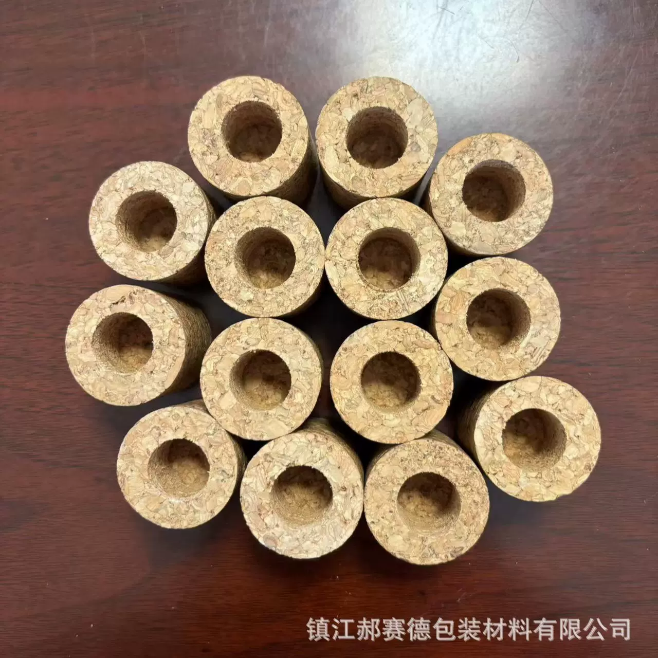 打孔软木塞 大颗粒软木塞 玻璃瓶茶叶罐密封软木塞厂家直销