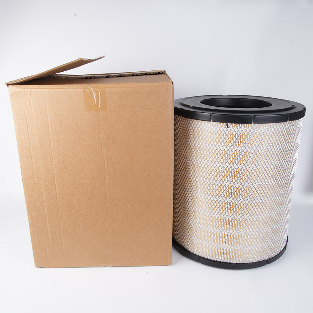 Car engine air filter P527682 is suitable for Freightliner Columbia AF25139M