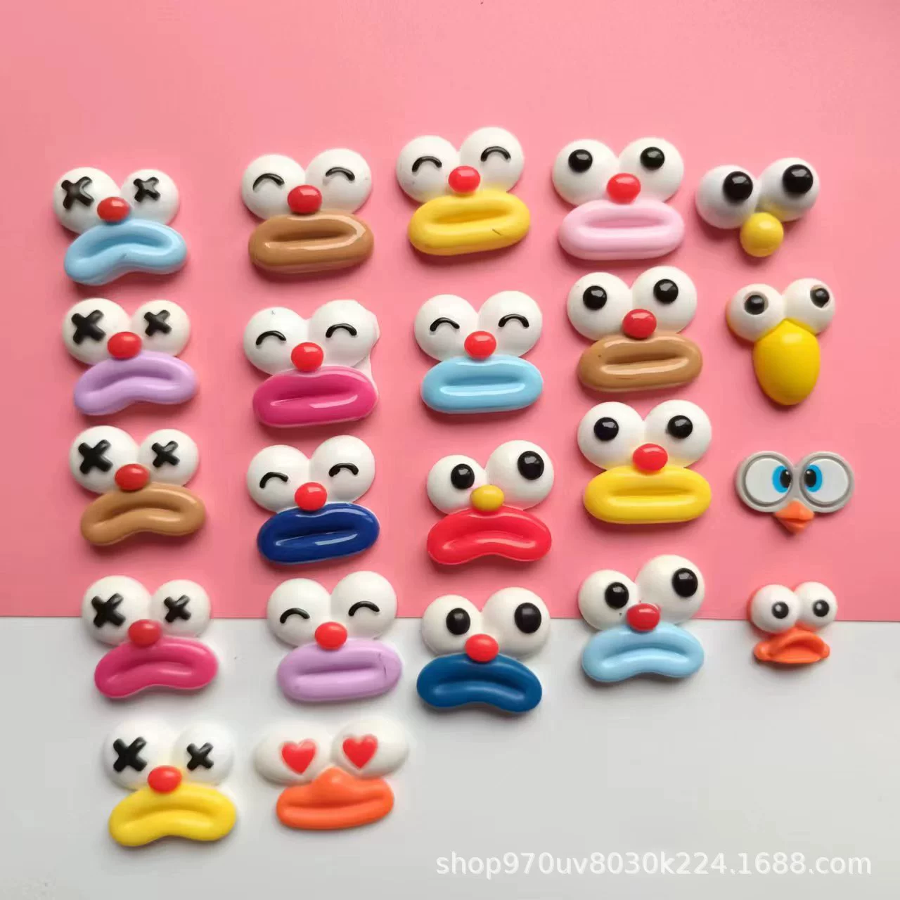 Милая колбаса рот щуриться смайлика смолы аксессуары мультфильм смешной клоун XX глаз декоративный материал патч