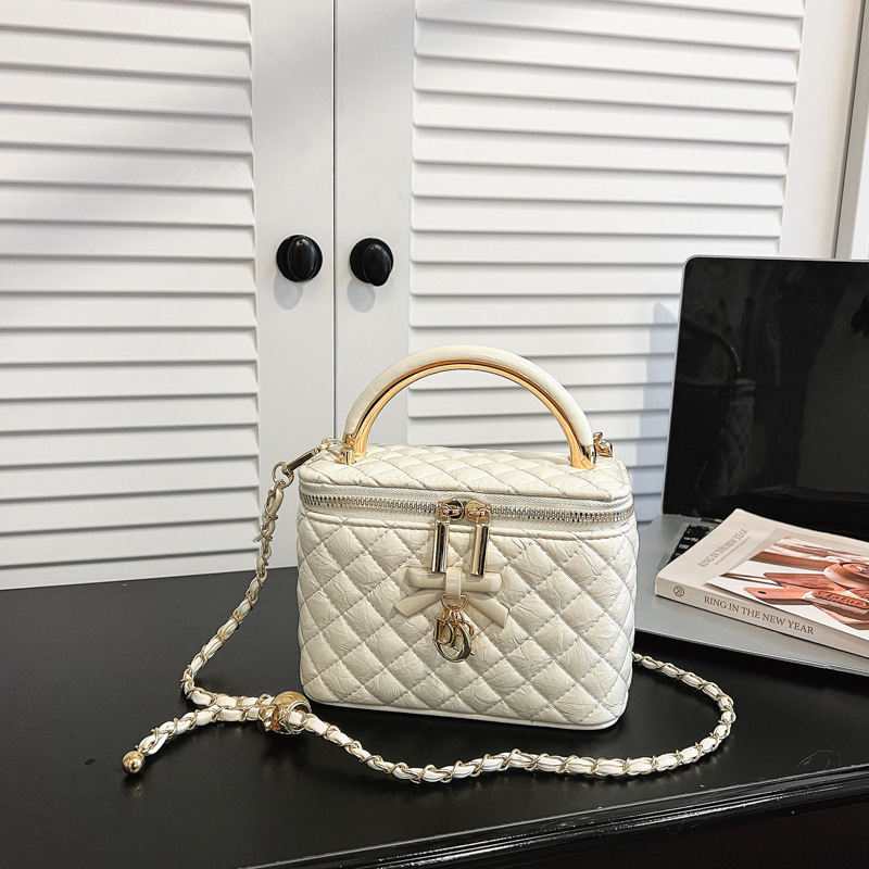 Gran modelo beige
