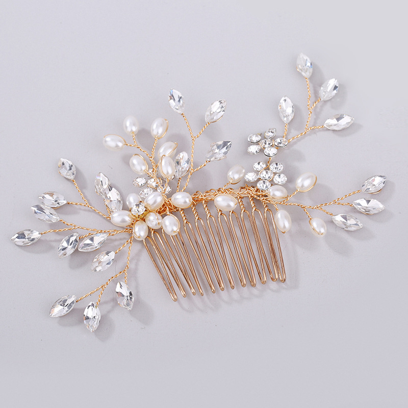 Hot selling pearls, rhinestones, hair combs, hair accessories for brides, wedding dresses, and dresses in Europe and America