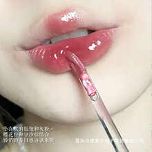 ��Ů�������R��ˮ�ⴽ�Բ�մ������ɫ�W���ڼtƽ�r�����ུ��y