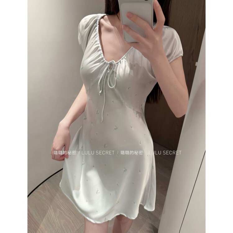 26 New Style French Satin Short Nightgown with Breast Pads Petit Flower Vacation Sexy Home Wear Short Dress