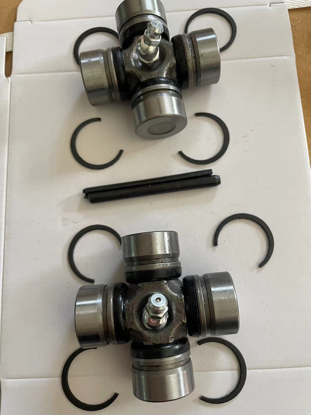 U-joint of universal joint front drive shaft 2202015 2203703 3235500 3235616 3260104