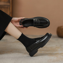 ��ɫ��ƤСƤЬŮ2025�����¿�Ӣ���Lһ�_�Ř���Ьͨ�ں�׆�Ь��