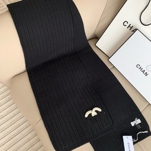 正确版本长围巾女秋冬新款字母披肩加大保暖加厚