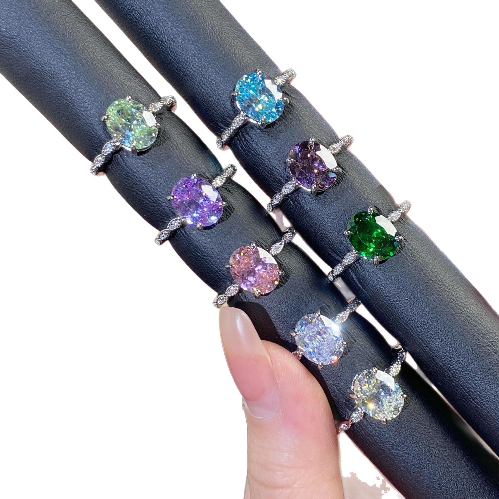 Women's Gemstone Ring With High Carbon Diamond Luxury Design_voghion.com