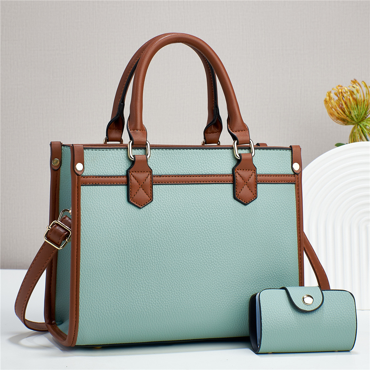 Women's Gender Classic Style, Streetwear Style Square Shape Women's Large Pu Leather Solid Color Classic Style Streetwear Sewing Thread Square Zipper Bag Sets