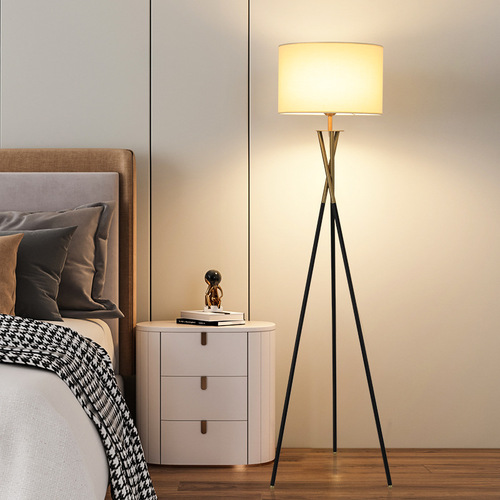 Retro American light luxury living room floor lamp creative hotel study bedroom bedside decoration vertical RGB atmosphere lamp