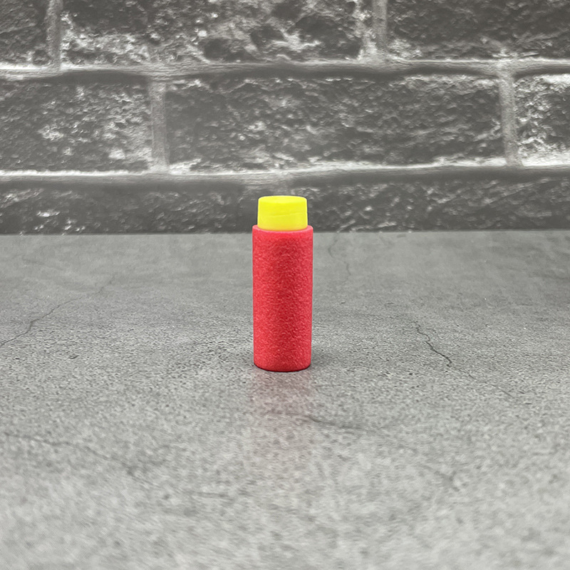 Light and soft yellow head red (1.3cm diameter, 1.1g)
