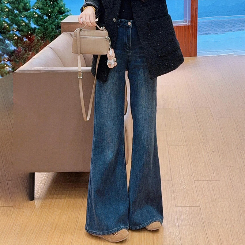 2026 New Spring and Autumn Retro Blue Flared Jeans for Women, High-Waisted, Slimming, Non-Tight, Floor-Length, Slim-Fit Wide-Leg Pants 2026 New Spring and Autumn Retro Blue Flared Jeans for Women, High-Waisted, Slimming, Non-Tight, Floor-Length, Slim-Fit Wide-Leg Pants