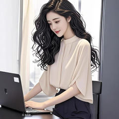フランスの軽職風ファッションはやせたシフォンシャツの中袖の女性の夏のデザイン感があります。
