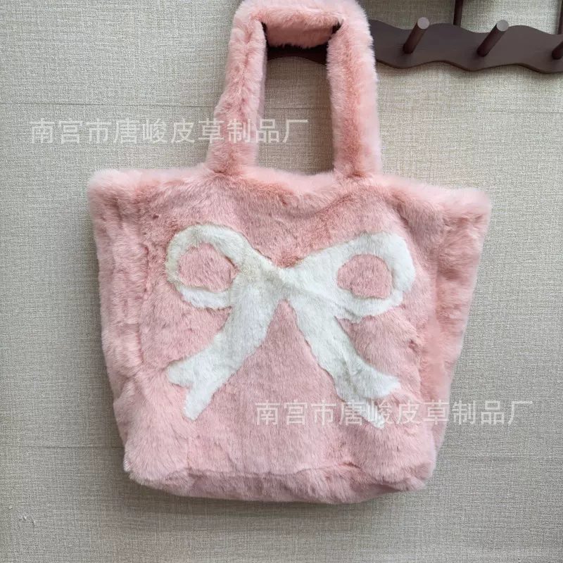 跨境单肩印花蝴蝶结包人造毛少女手提包毛绒包女冬季大容量托特包