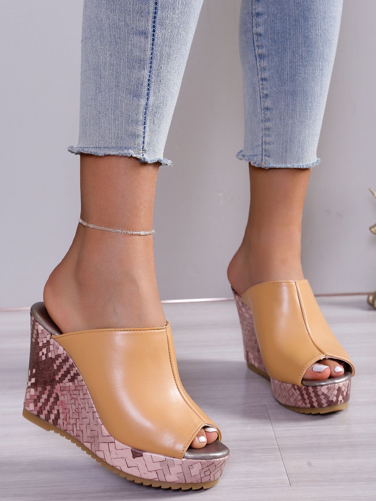 Women's Platform Wedge Sandals Peep Toe Open Toe Plus Size Thick Soled Sandals For Outdoor Wear Summer New Style_vogvips.com