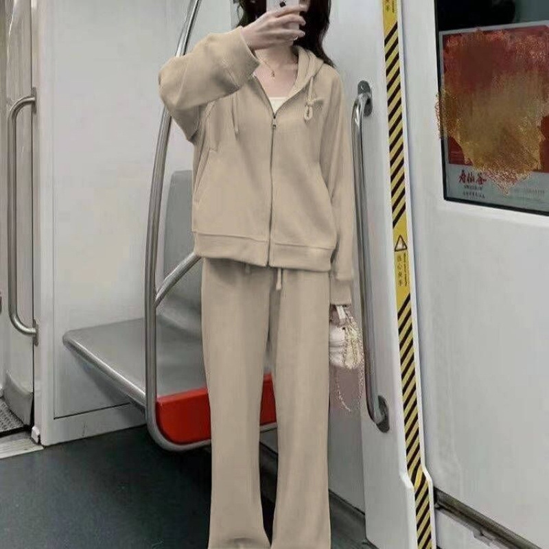 初秋穿搭一整套休闲连帽卫衣运动阔腿裤两件套装秋季新款女装|undefined