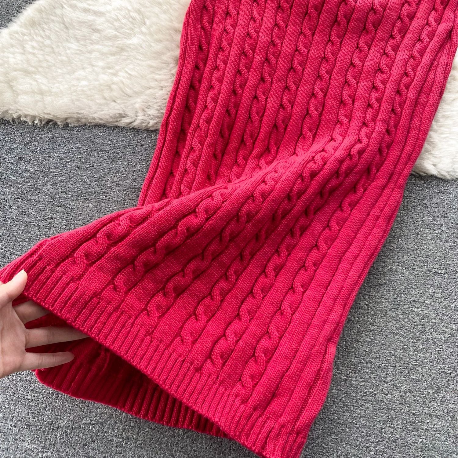 Vêtements pour femmes lâche décontracté pull en tricot torsadé jupe costume automne et hiver doux style paresseux pull en tricot vêtements pour femmes costume deux pièces_voghion.com
